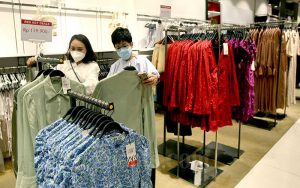 belanja produk fashion